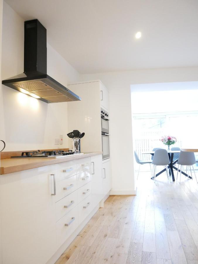 The Ravens Inn, 4 - Bed, Sleeps 6, Pets Welcome Ulverston Kültér fotó