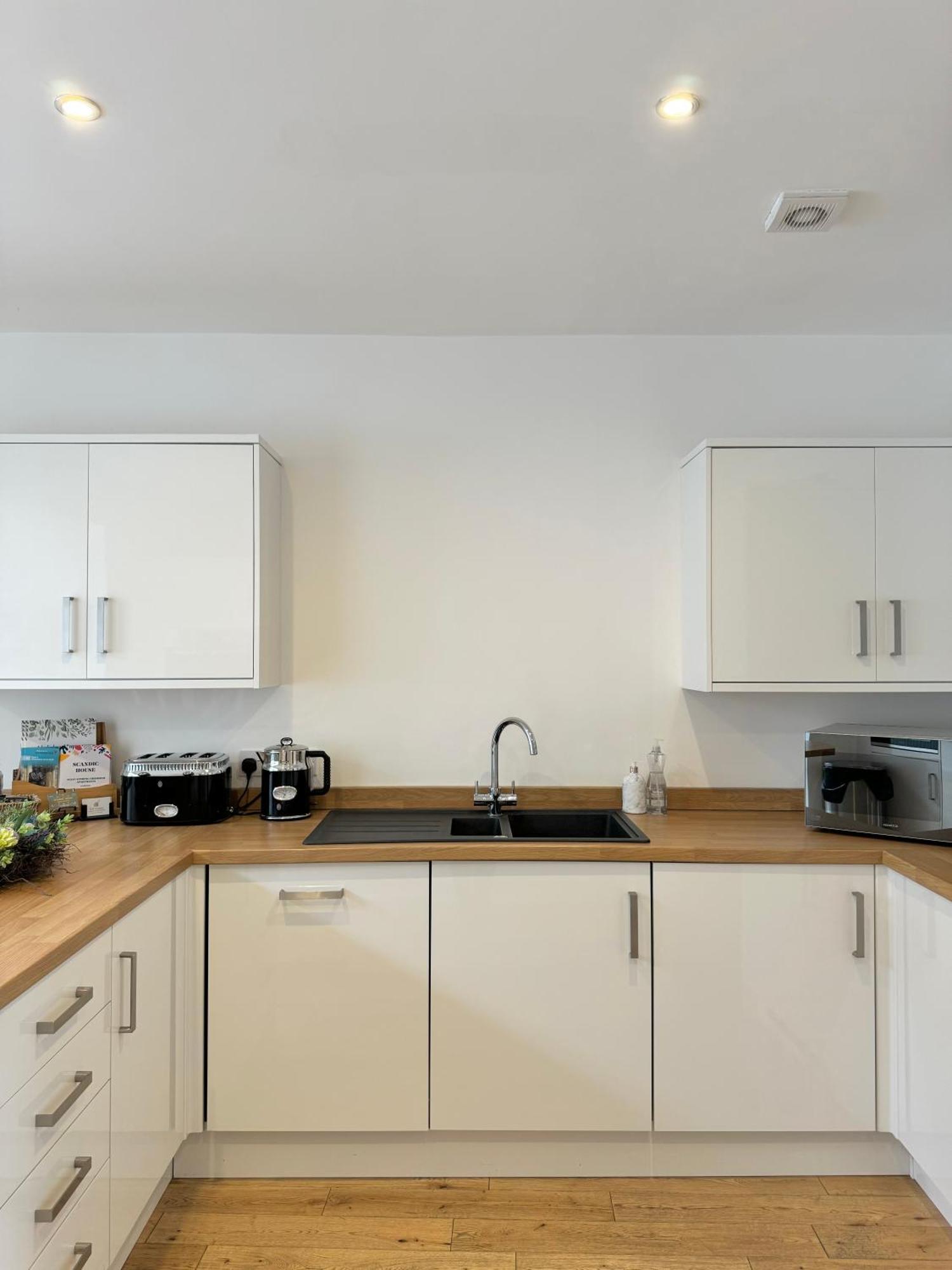 The Ravens Inn, 4 - Bed, Sleeps 6, Pets Welcome Ulverston Kültér fotó